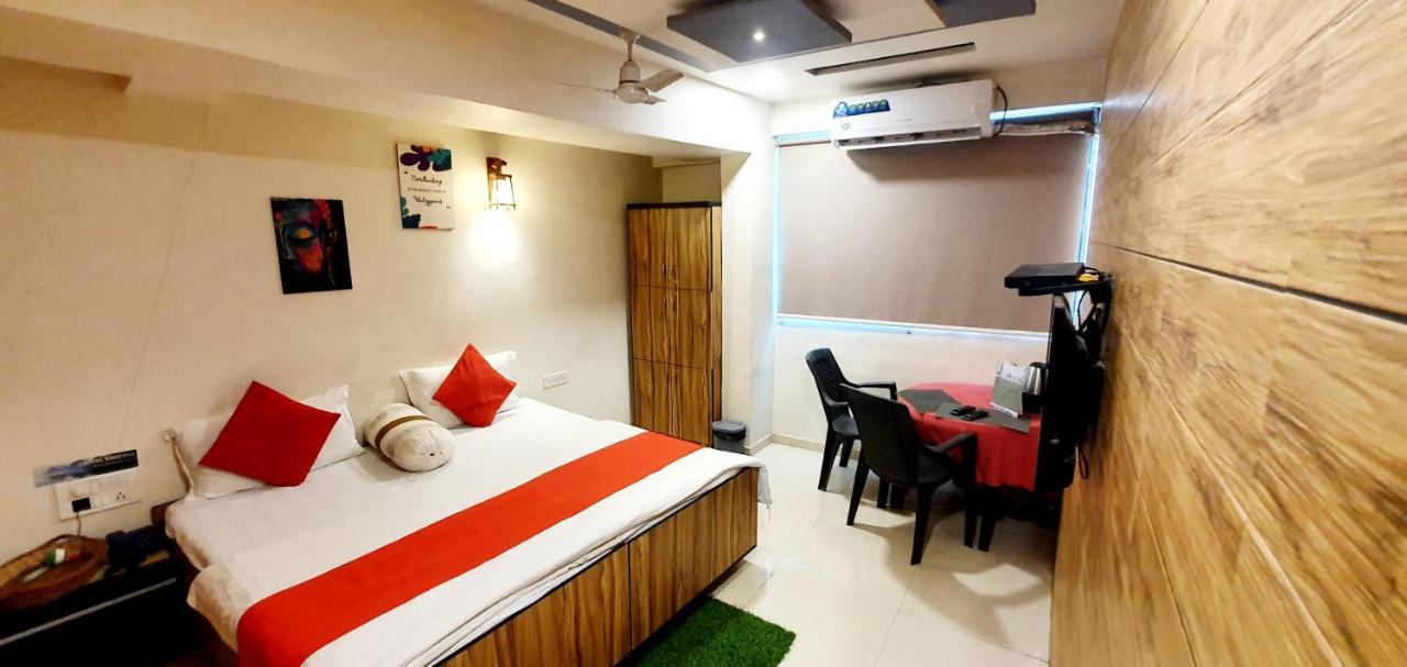 Hotel Krishna Ahmedabad Eksteriør bilde