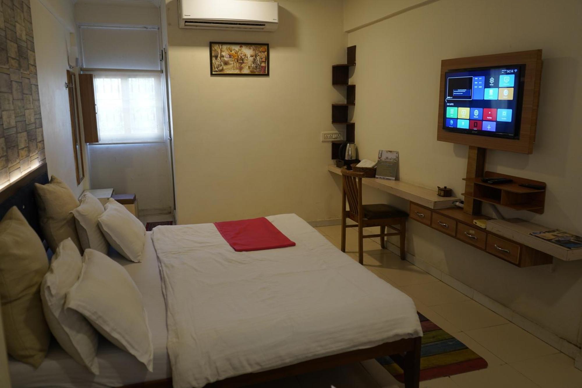 Hotel Krishna Ahmedabad Eksteriør bilde