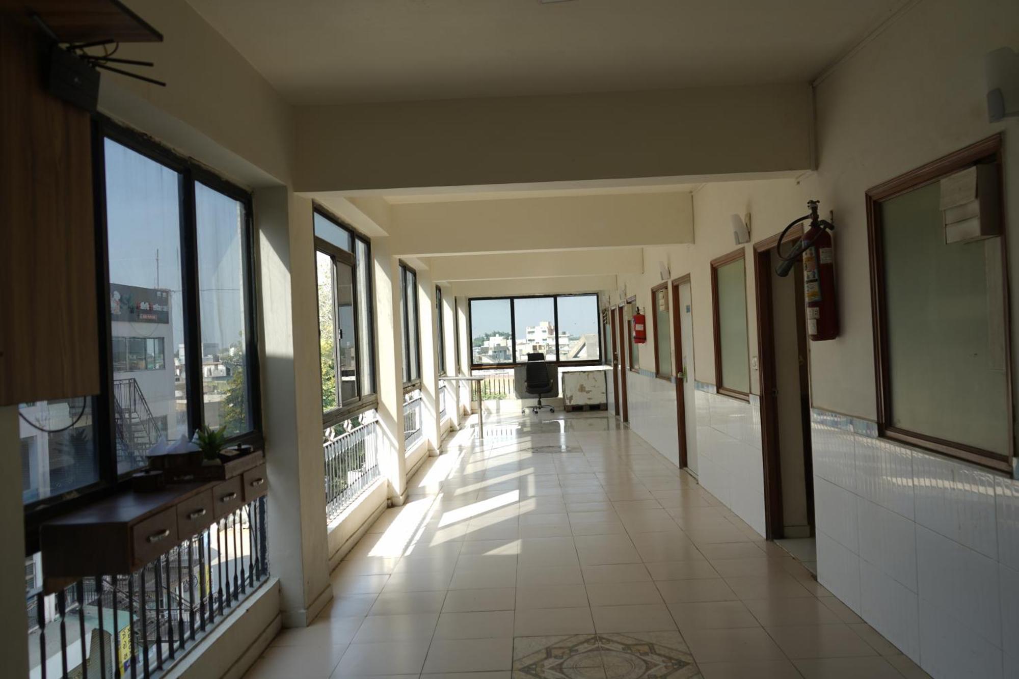 Hotel Krishna Ahmedabad Eksteriør bilde