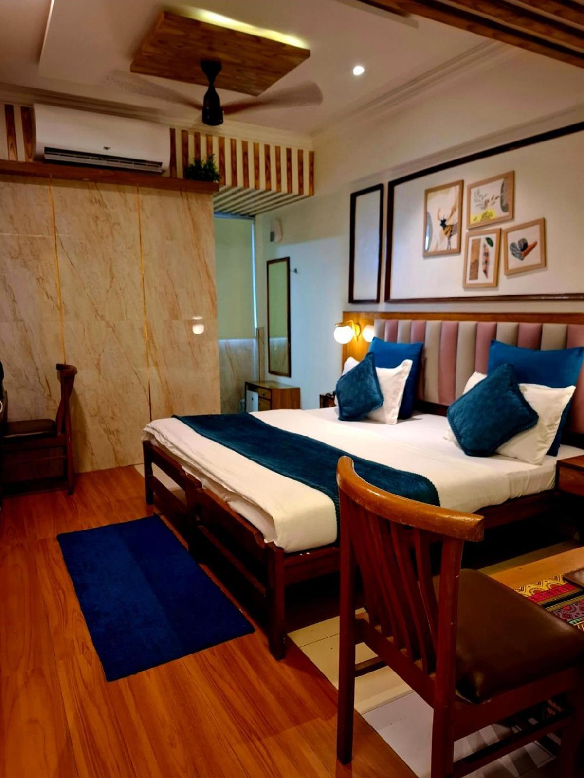 Hotel Krishna Ahmedabad Eksteriør bilde